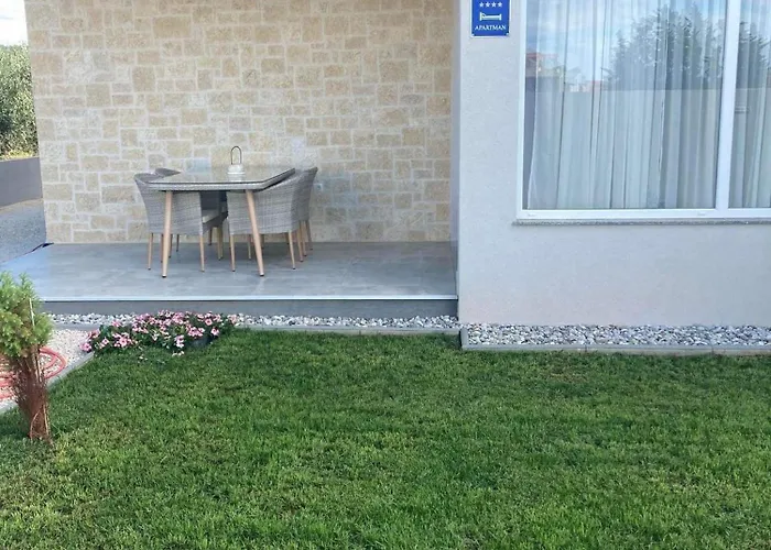 Luxury Sofia Bibinje